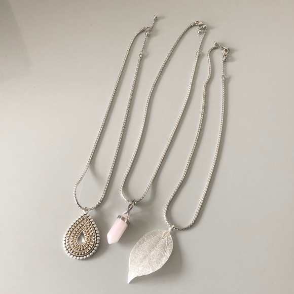 Rose quartz pendant on 18” silver necklace. - Picture 6 of 6